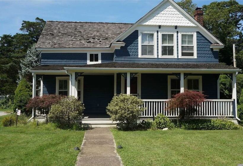 Carole S Place B & B