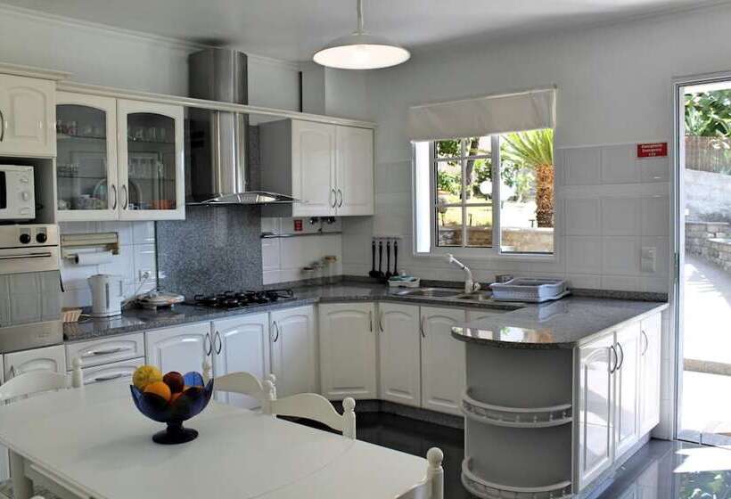 Casa Jardim Mar By Our Madeira