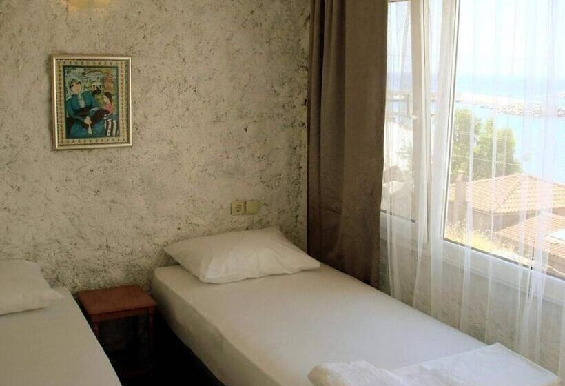 Denizhan Hotel & Restaurant