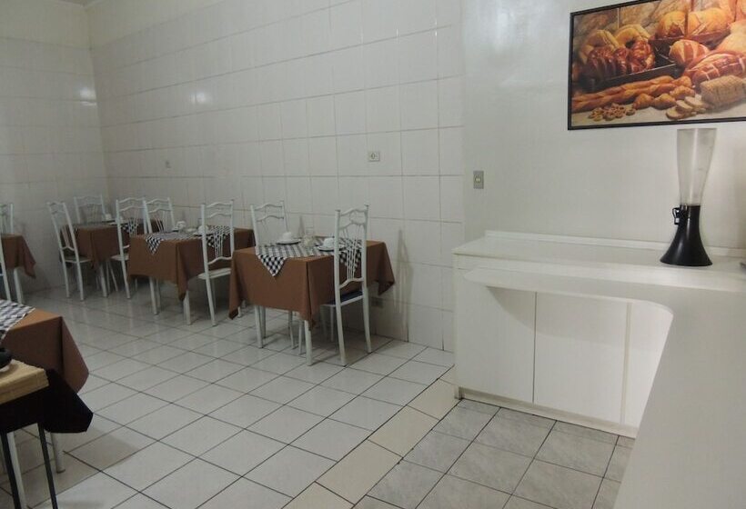 בית מלון כפרי Bahiti