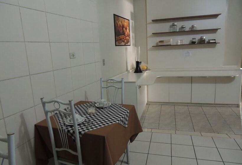 בית מלון כפרי Bahiti