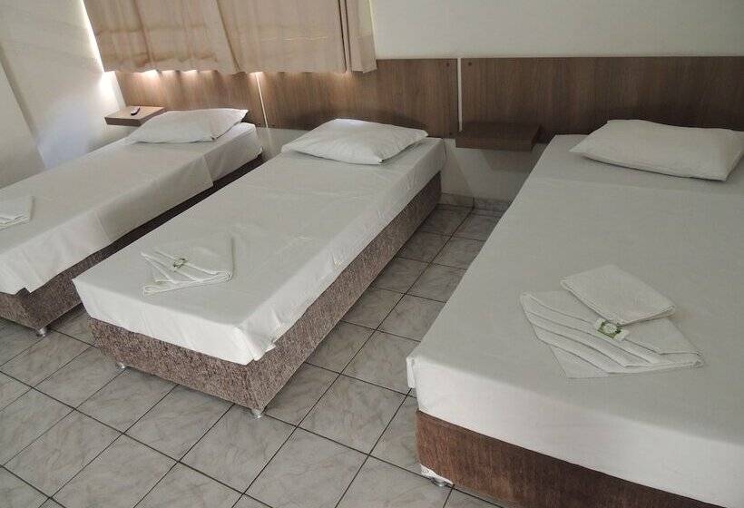 בית מלון כפרי Bahiti