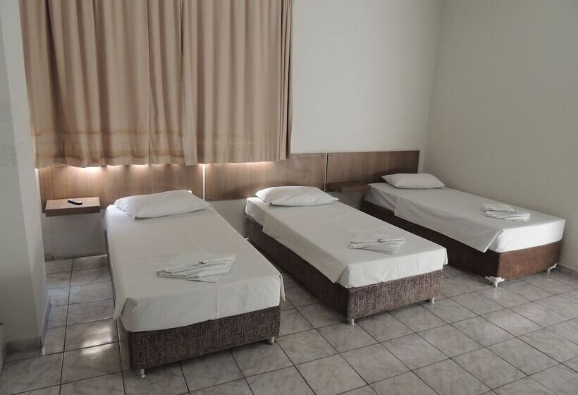 בית מלון כפרי Bahiti