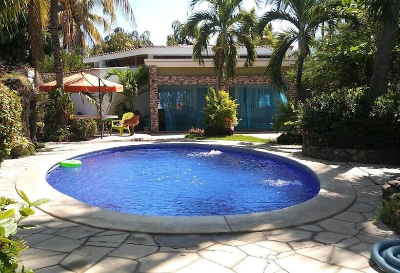 هتل Brisas Marinas