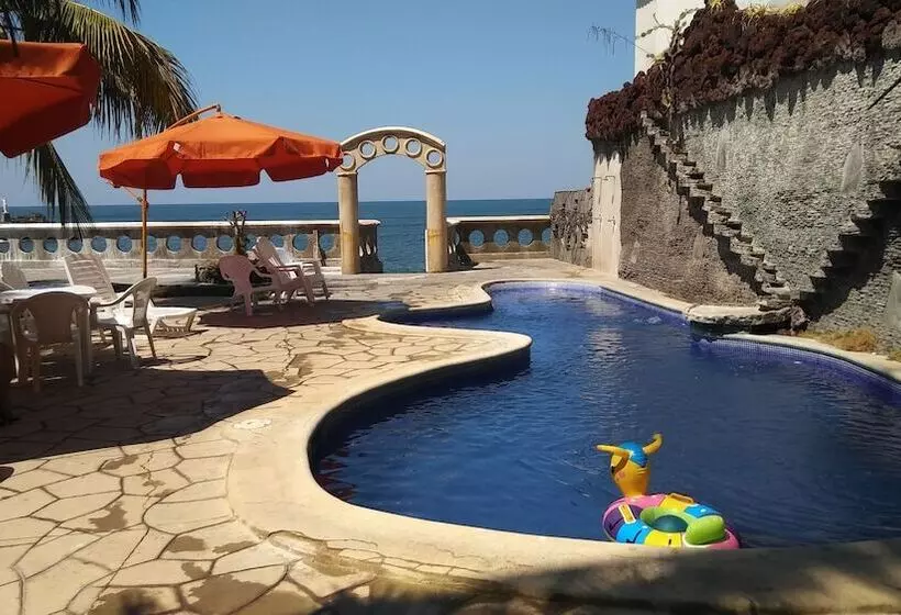 هتل Brisas Marinas