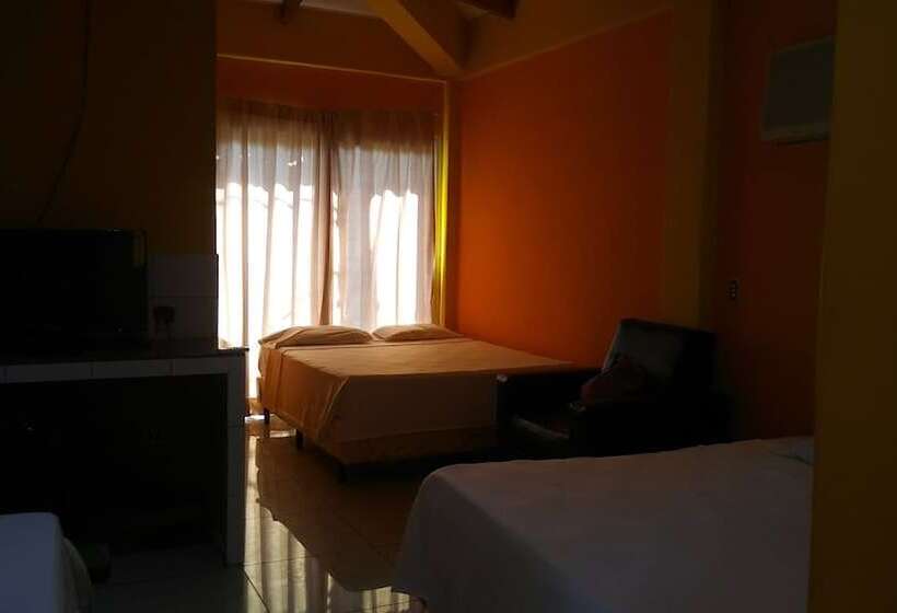 هتل Brisas Marinas