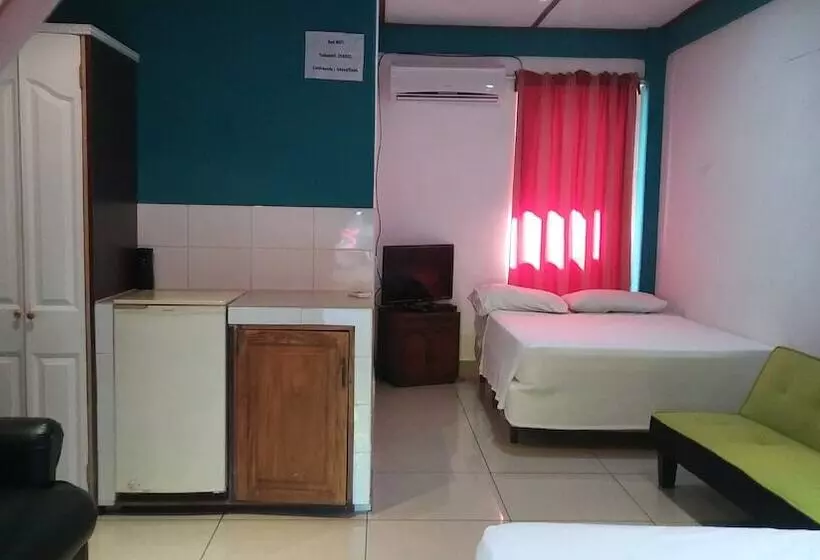 هتل Brisas Marinas