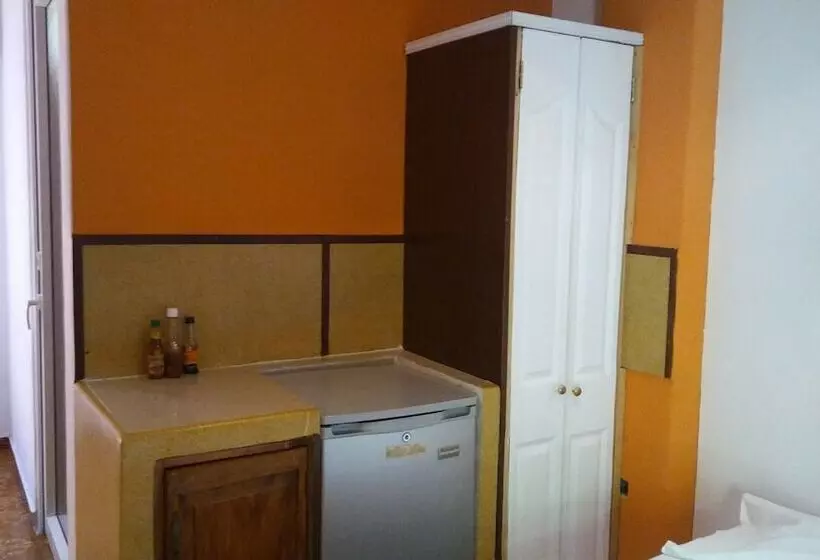 هتل Brisas Marinas