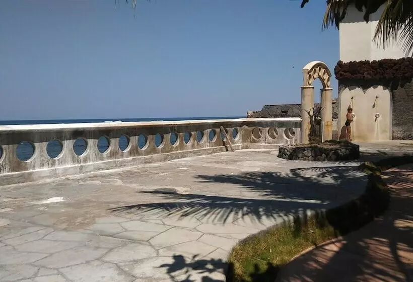 هتل Brisas Marinas