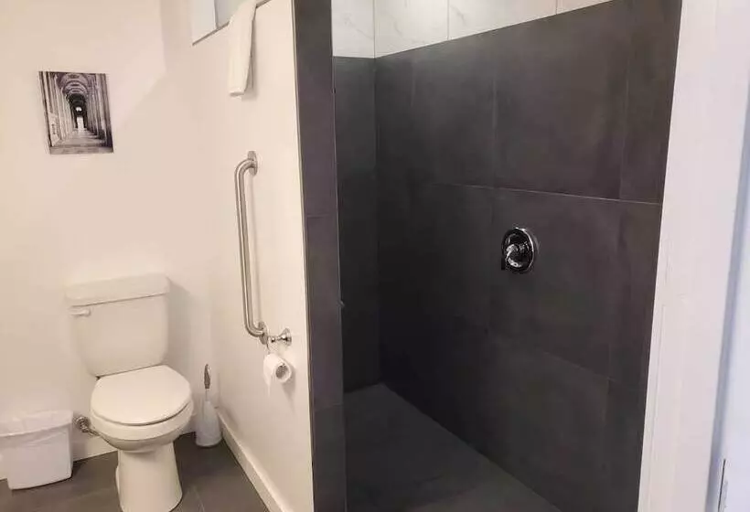 Hotelli Celadon Lodge