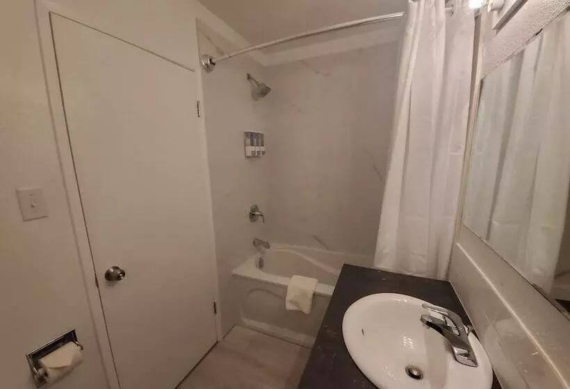 Hotelli Celadon Lodge