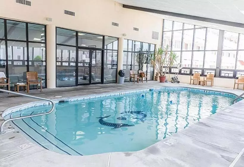 Hotelli Desert Sand Resort