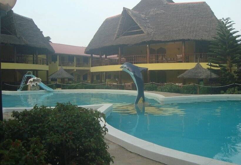 هتل Double Heart Malindi Resort