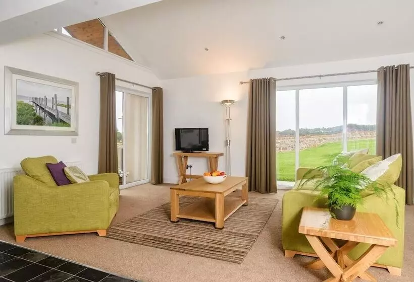 Hotelli Elderburn Lodges