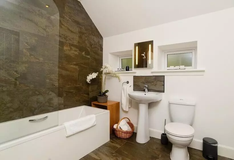 Hotelli Elderburn Lodges