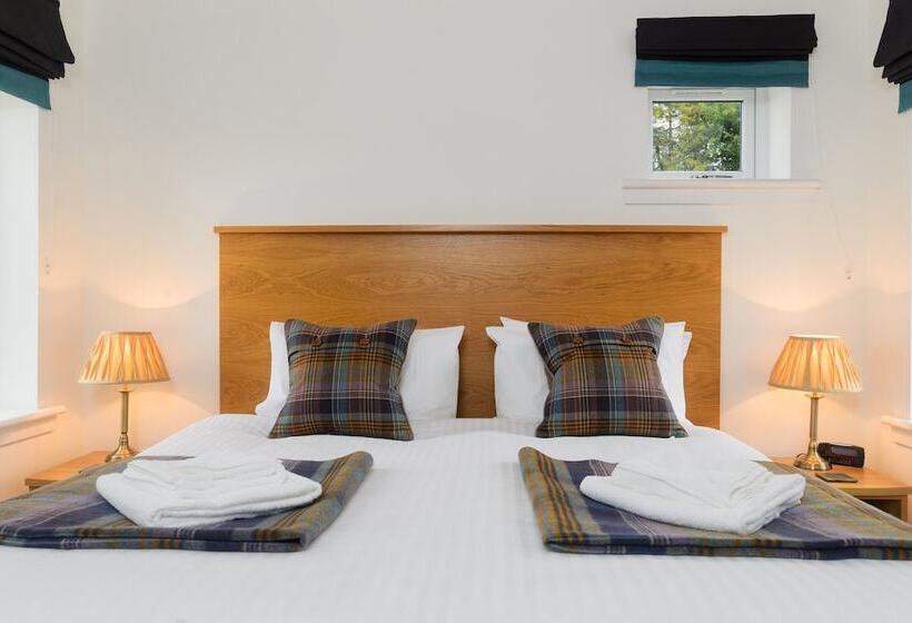 Hotel Elderburn Lodges