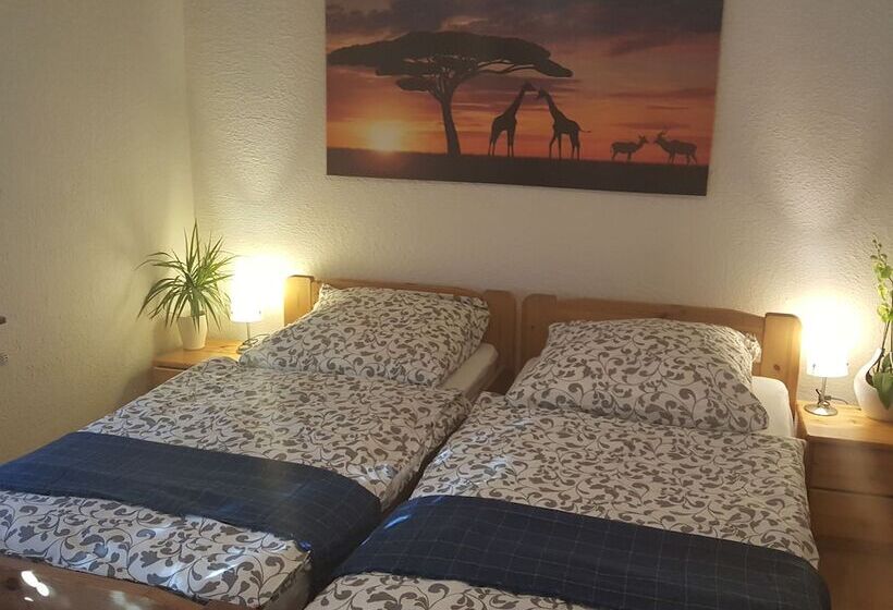 ホテル Ferienhaus Am Schloss Sayn