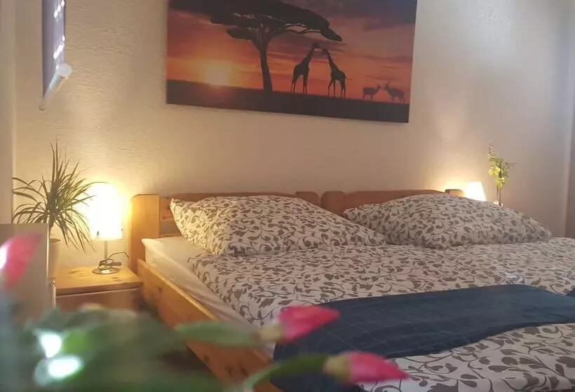 Hotelli Ferienhaus Am Schloss Sayn