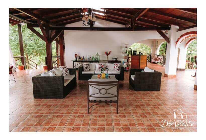 酒店 Hacienda Don Vicente Bungalows   Tarapoto