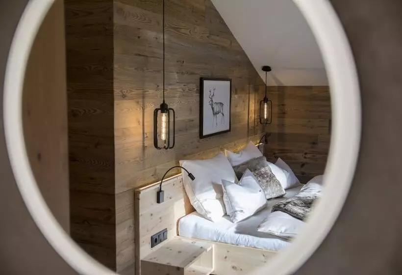 Hotelli Haus Sonnblick Penthouse Lodge