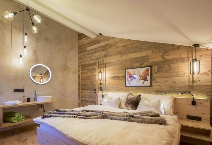 Hotelli Haus Sonnblick Penthouse Lodge