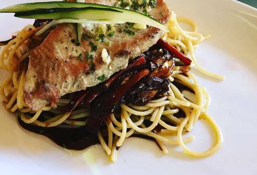 בית מלון כפרי Iguana Beach Eco Resort