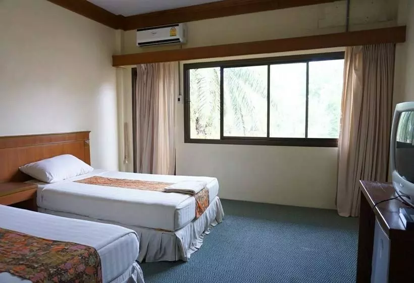ホテル Kangpheka Resort