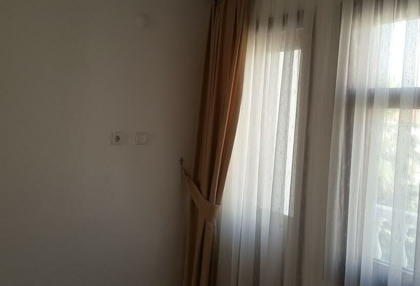 فندق Keramos Boutique