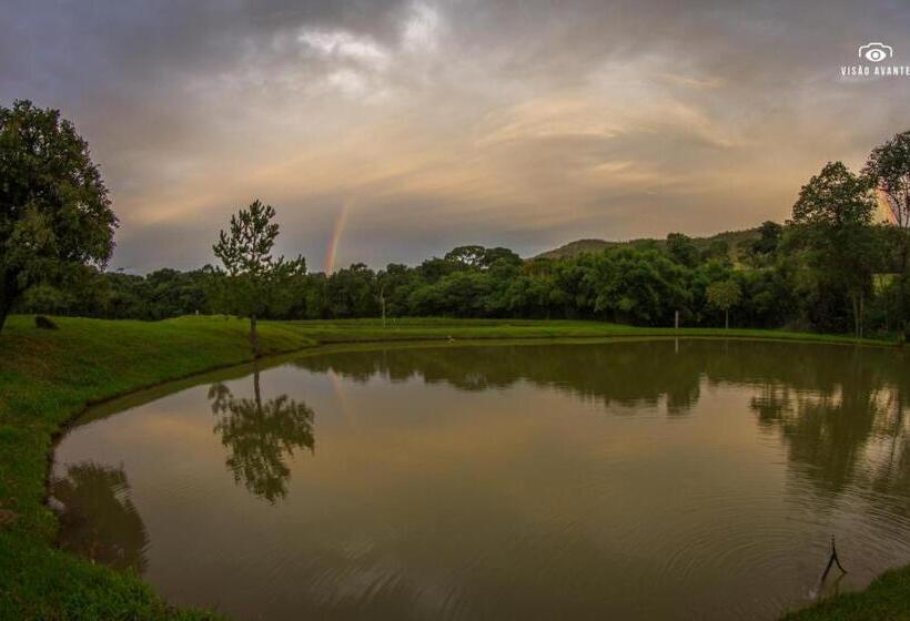 هتل روستایی Fazenda Pousada Cachoeira Do Flávio