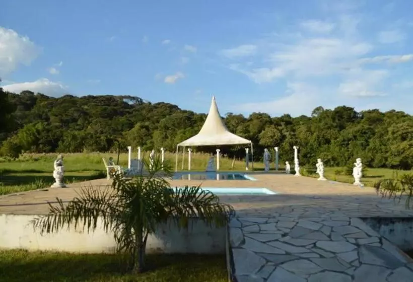 Maaseutuhotelli Fazenda Pousada Cachoeira Do Flávio