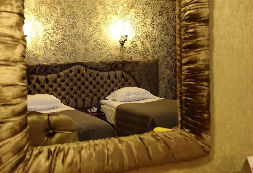 هتل Sarr Tac Mahal