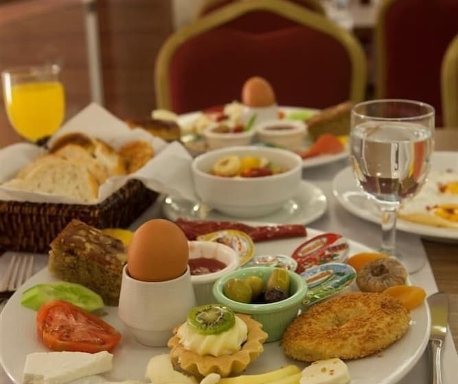 هتل Sarr Tac Mahal