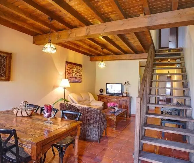 Hotelli Senderos Del Jerte