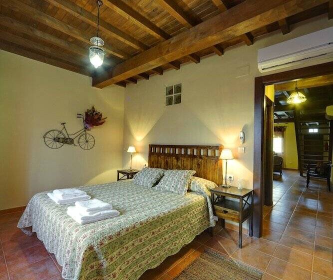 فندق Senderos Del Jerte