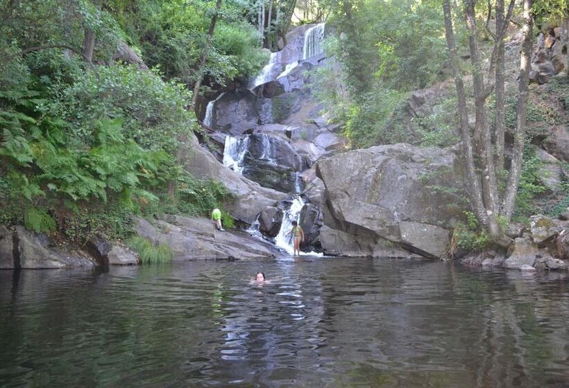 فندق Senderos Del Jerte