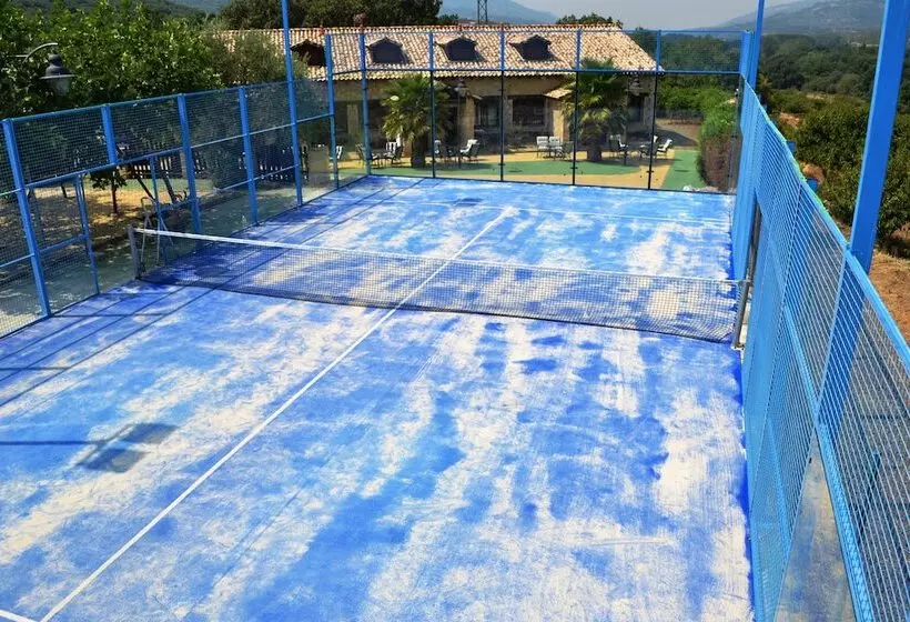 Hotelli Senderos Del Jerte