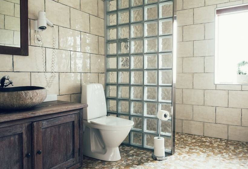 هتل ästad Vingård