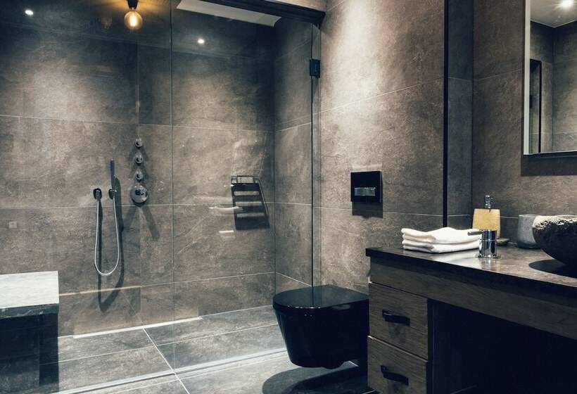 هتل ästad Vingård