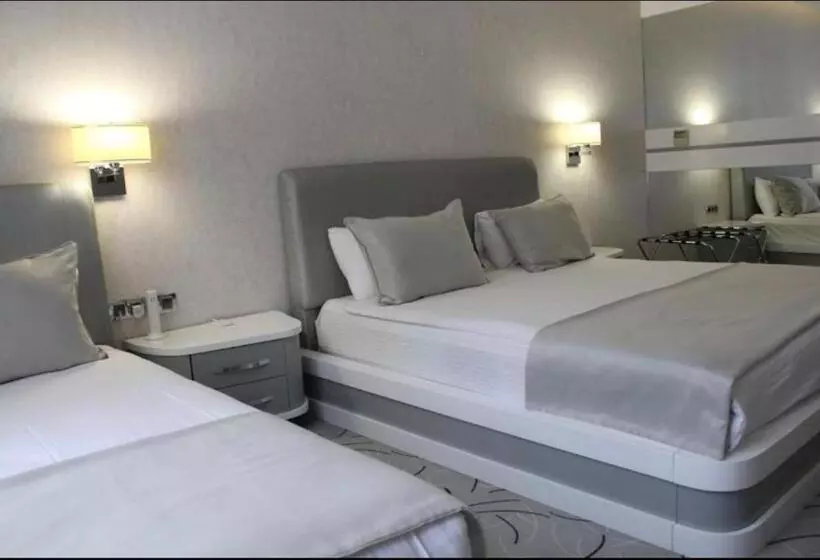 Hotelli White Line Boutique