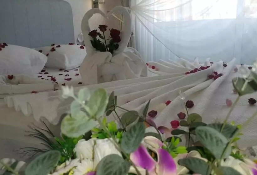 Hotelli White Line Boutique