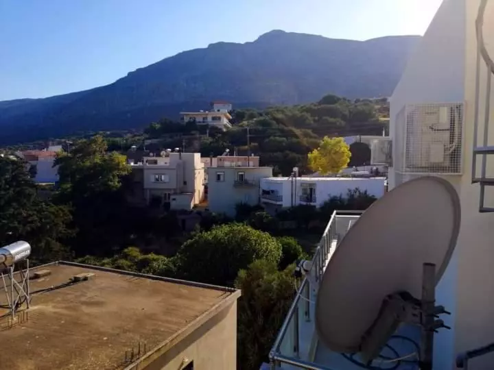 Hotelli Zakros Rooms Restaurant