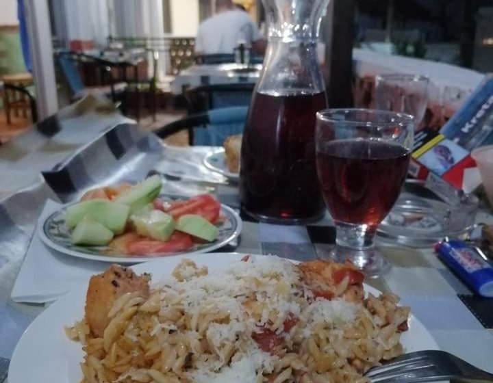 호텔 Zakros Rooms Restaurant