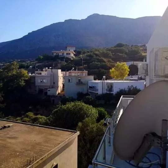 Hotelli Zakros Rooms Restaurant