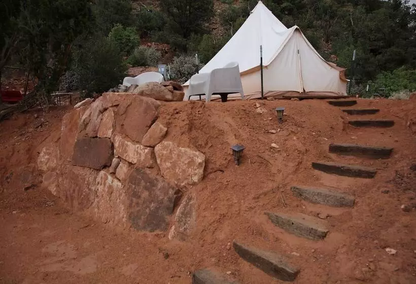 Hotelli Zion View Camping