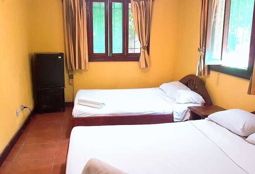 Mi Casa Hostel & Hotel El Tesoro