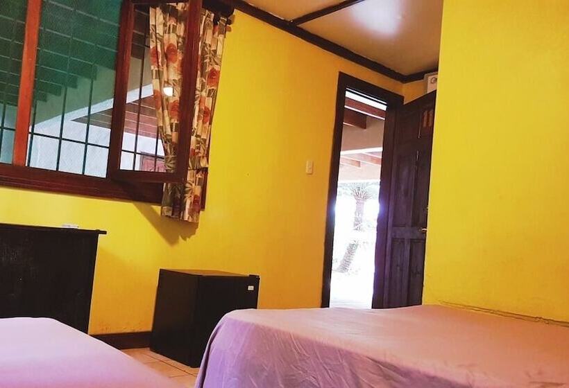 Mi Casa Hostel & Hotel El Tesoro