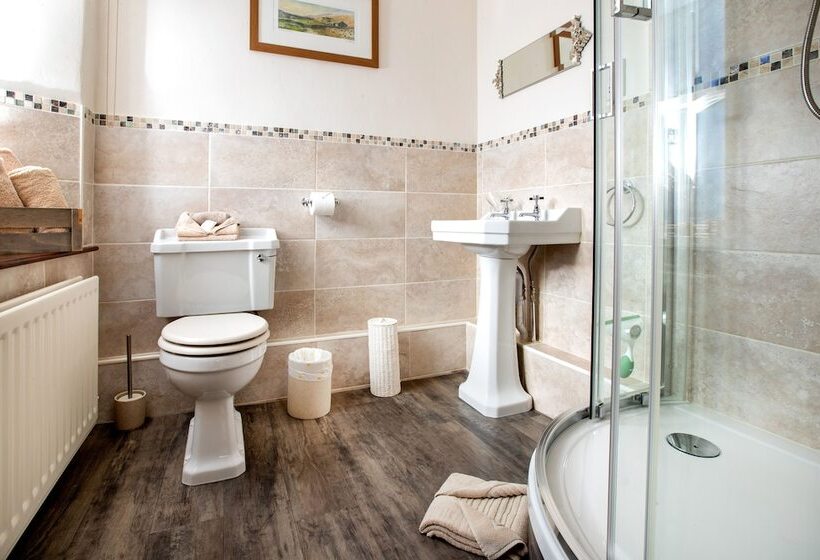 Middle Studfold Farm B&b