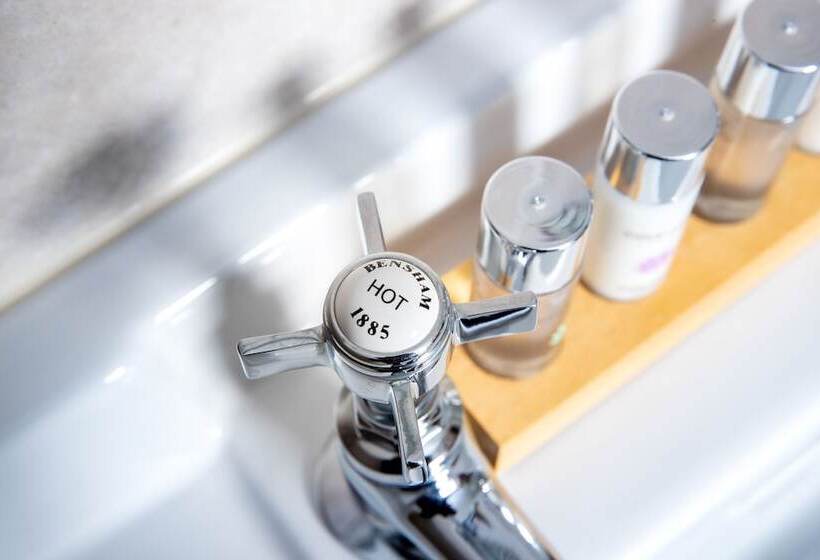 Middle Studfold Farm B&b