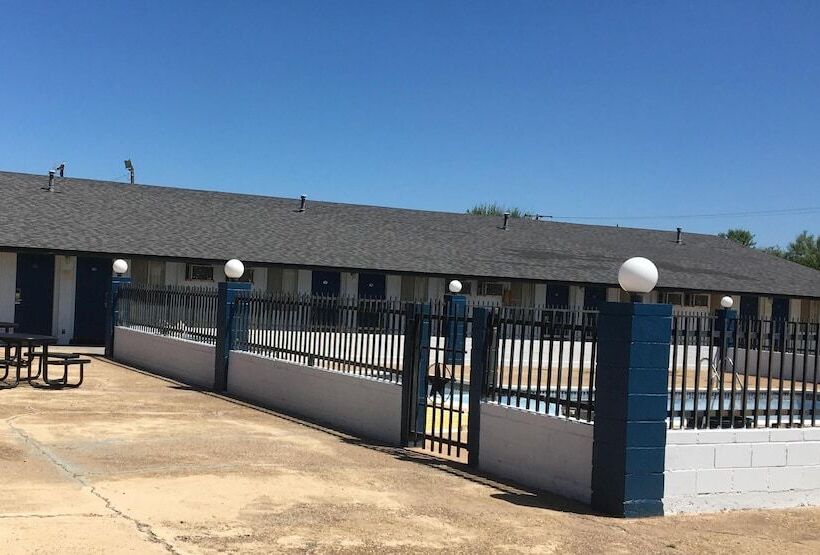 Мотель American Inn