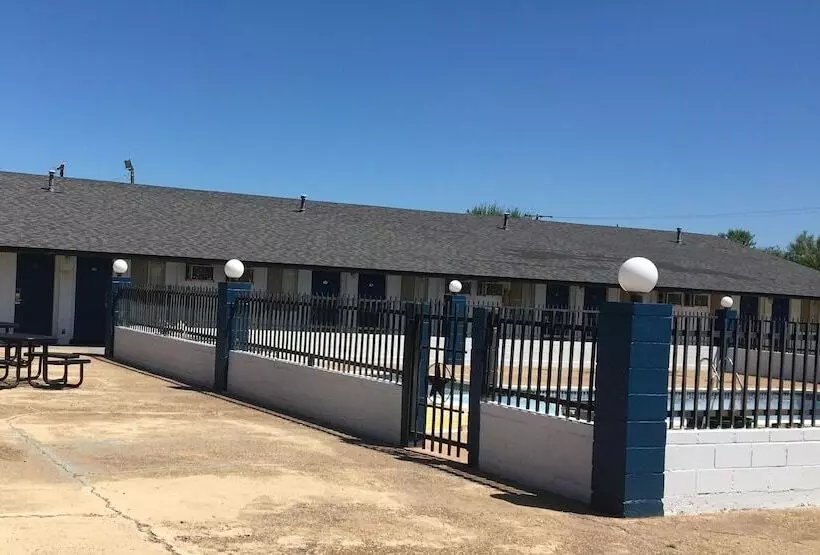 Motelli American Inn